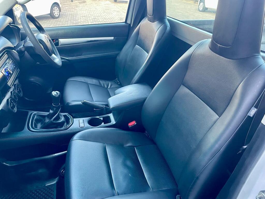 TOYOTA HILUX HILUX 2.4 GD-6 SR 4X4 P/U S/C - 16