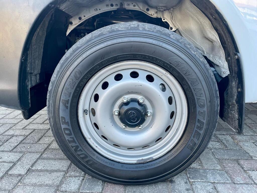 TOYOTA HILUX HILUX 2.4 GD-6 SR 4X4 P/U S/C - 9