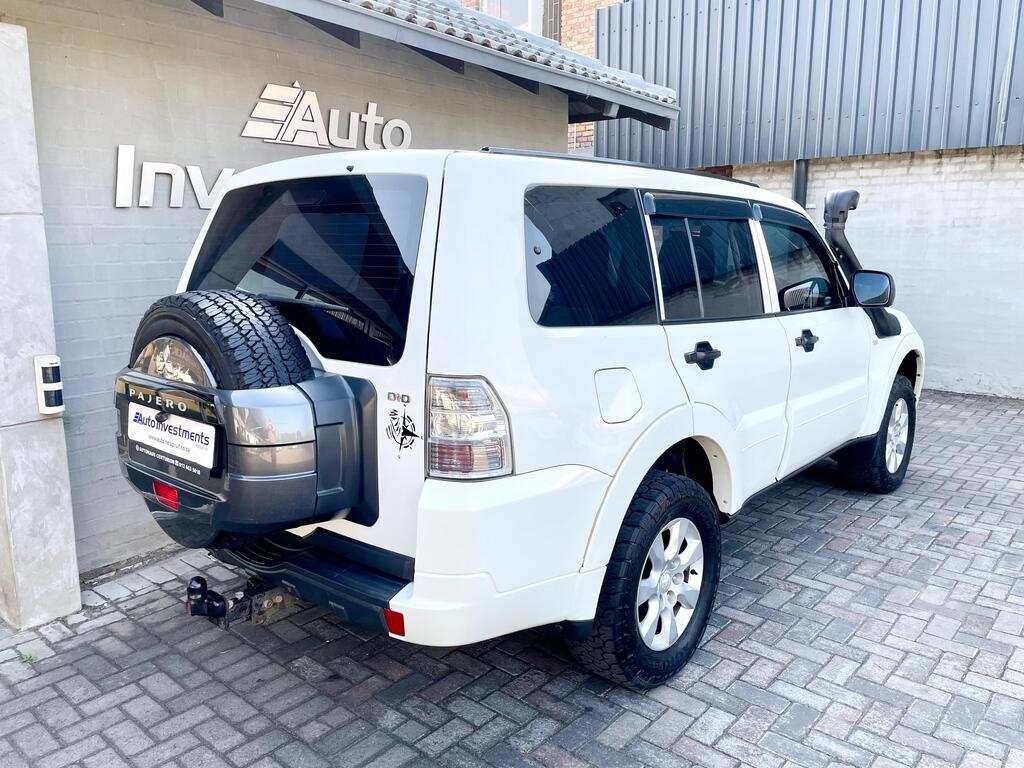 MITSUBISHI PAJERO PAJERO 3.2 Di - Dc GLX  A/T - 5