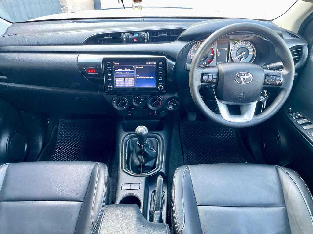 TOYOTA HILUX HILUX 2.4 GD-6 RAIDER 4X4 P/U D/C
