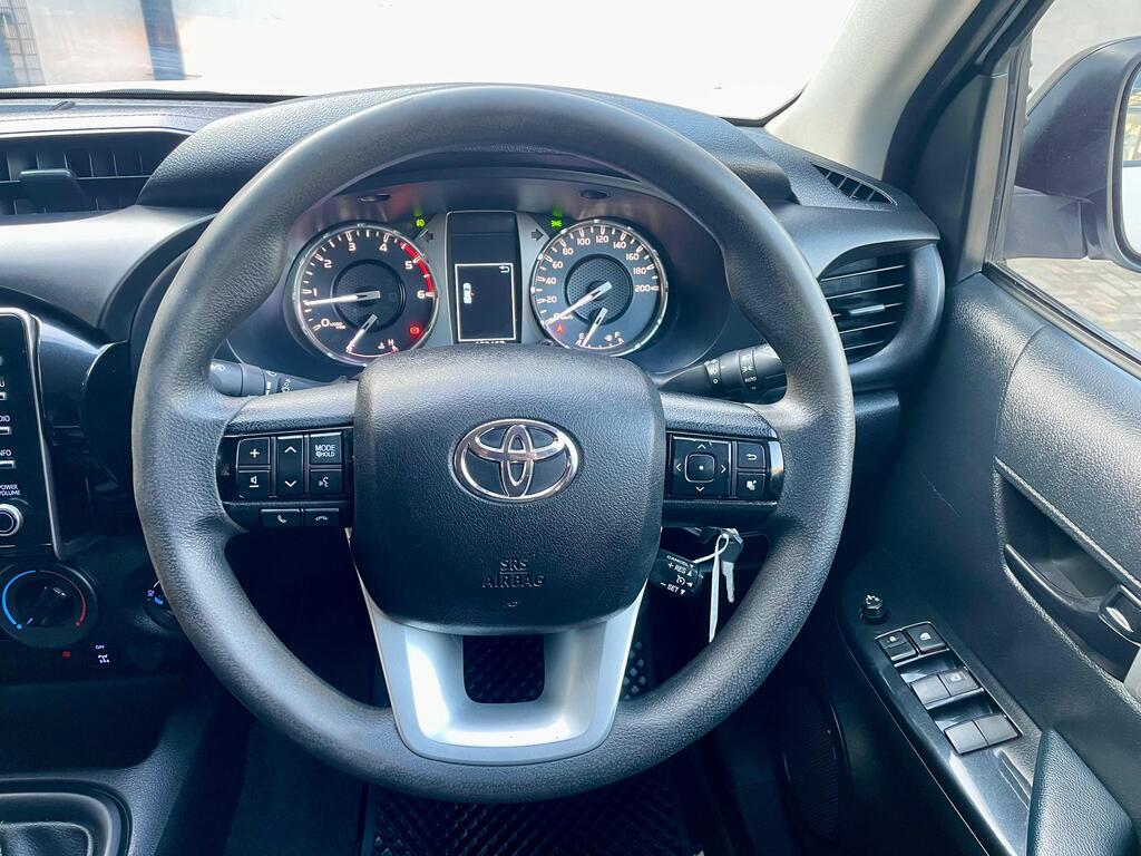 TOYOTA HILUX HILUX 2.4 GD-6 RAIDER 4X4 P/U D/C