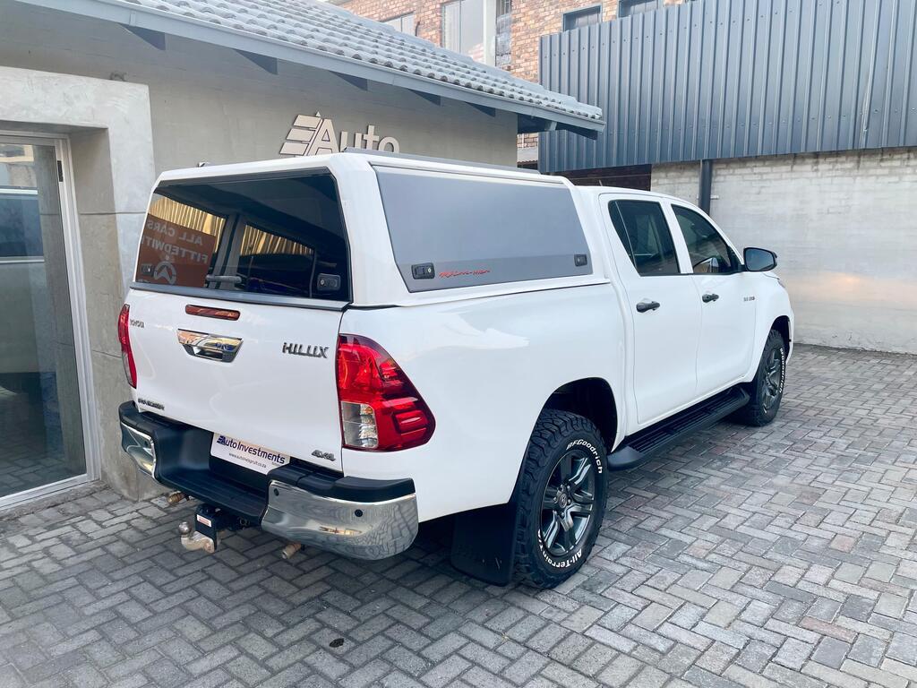 TOYOTA HILUX HILUX 2.4 GD-6 RAIDER 4X4 P/U D/C