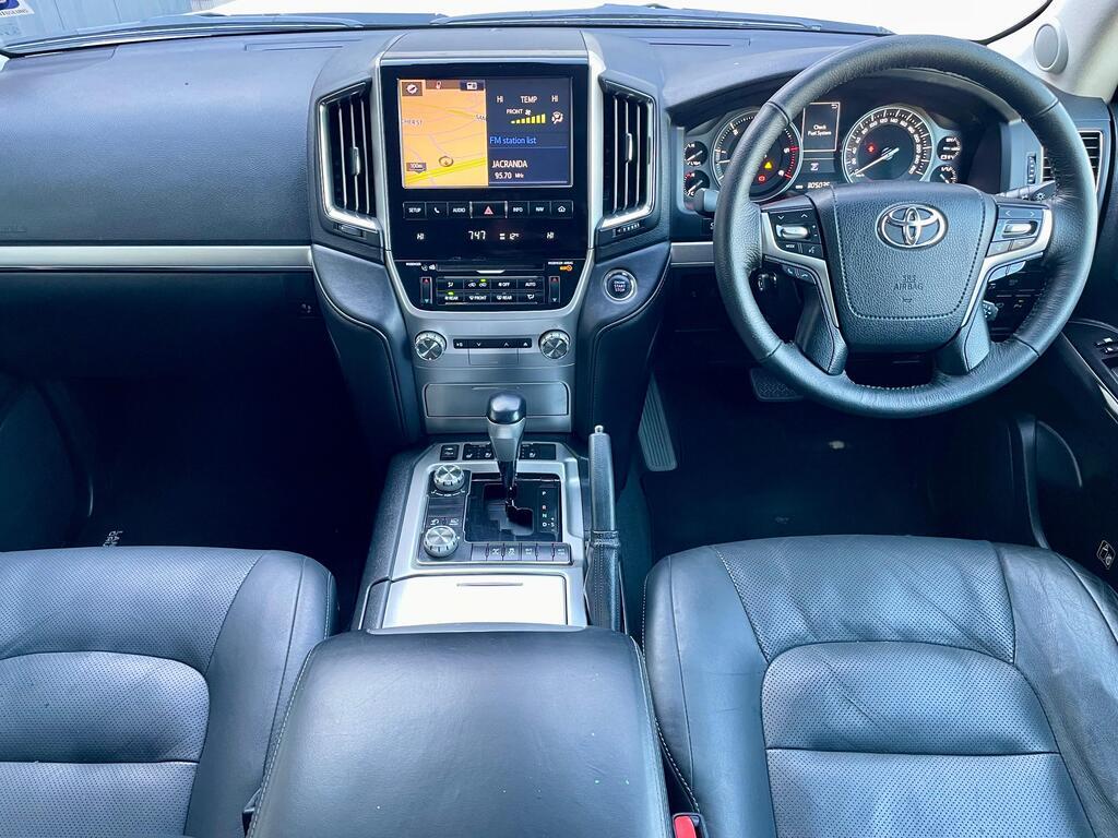 TOYOTA LAND CRUISER 200 LANDCRUISER 200 V8 4.5D VX A/T - 12