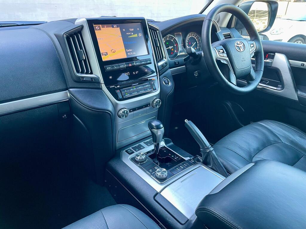 TOYOTA LAND CRUISER 200 LANDCRUISER 200 V8 4.5D VX A/T - 13