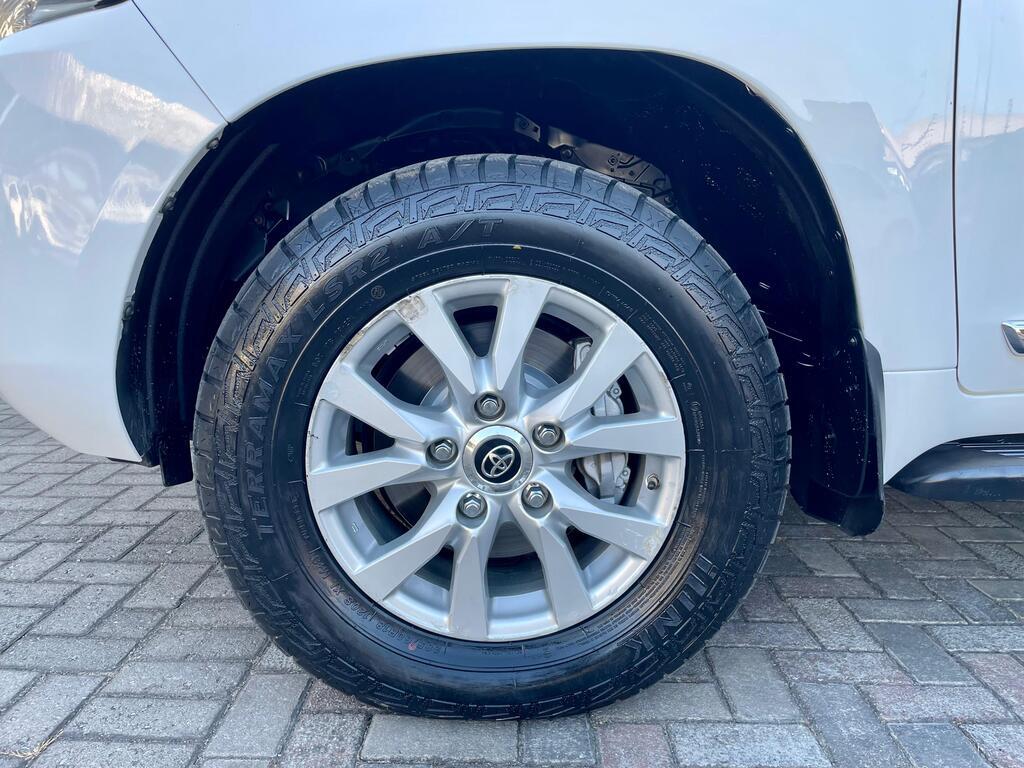 TOYOTA LAND CRUISER 200 LANDCRUISER 200 V8 4.5D VX A/T - 9