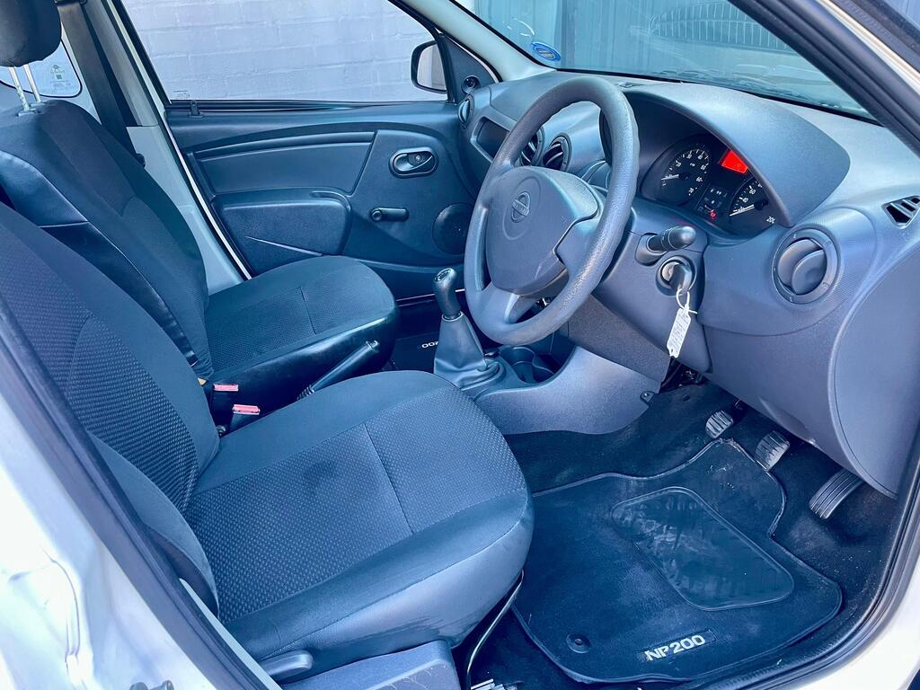 NISSAN NP200 NP200 1.6 A/C P/U S/C - 14