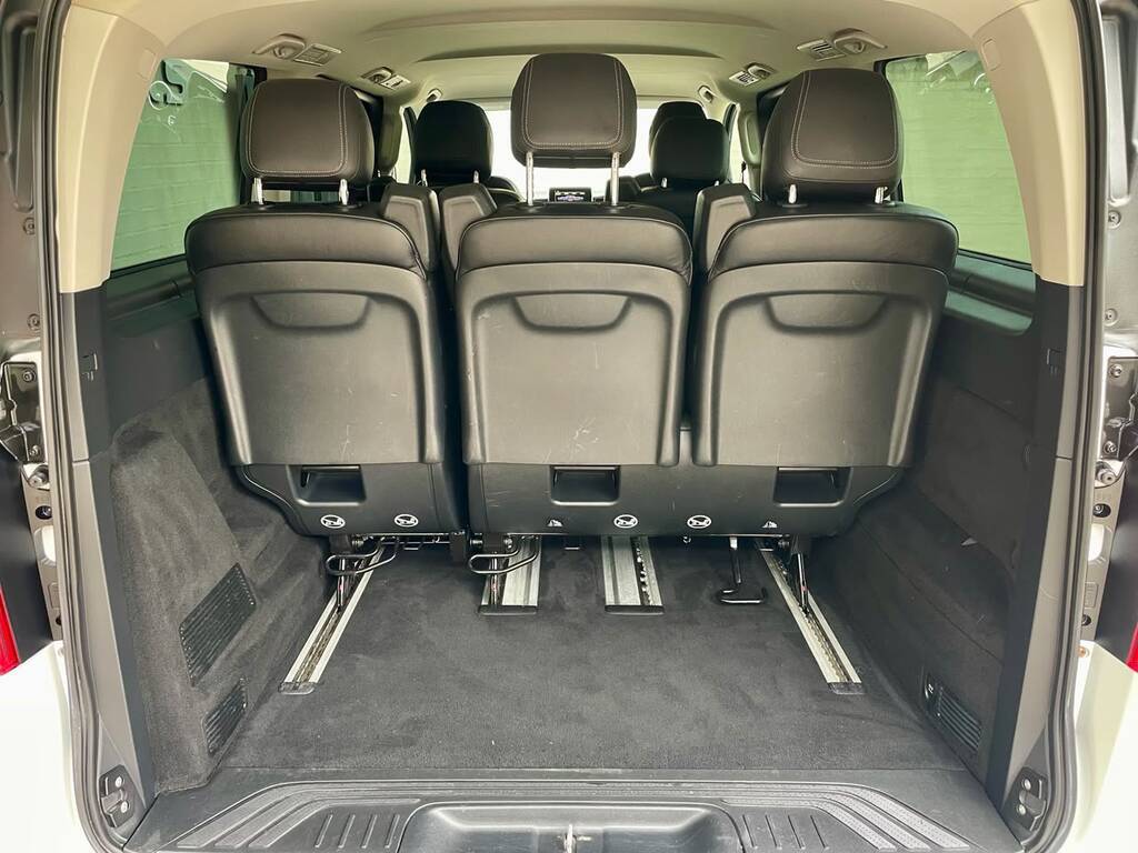 MERCEDES-BENZ VIANO V200 CDi A/T - 10