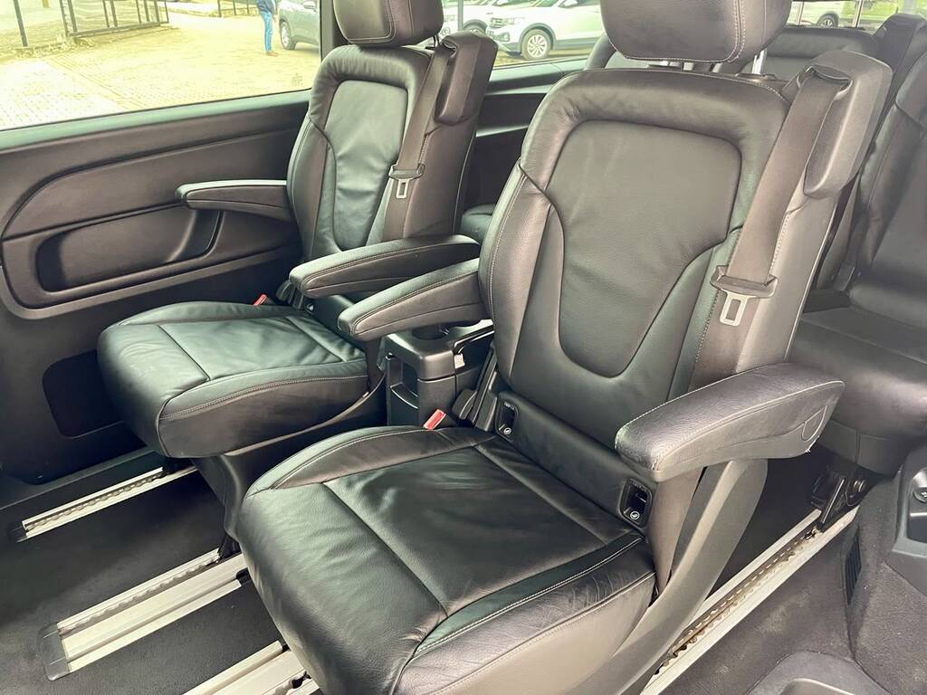 MERCEDES-BENZ VIANO V200 CDi A/T - 15