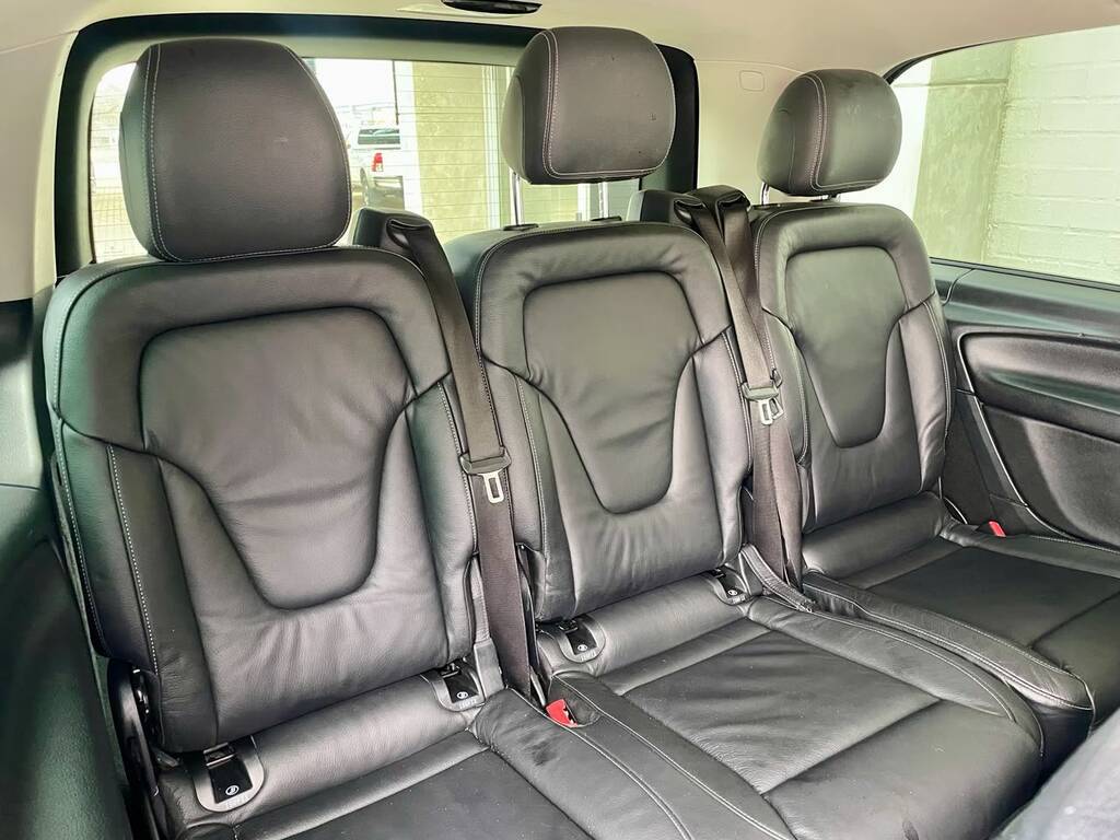 MERCEDES-BENZ VIANO V200 CDi A/T - 19