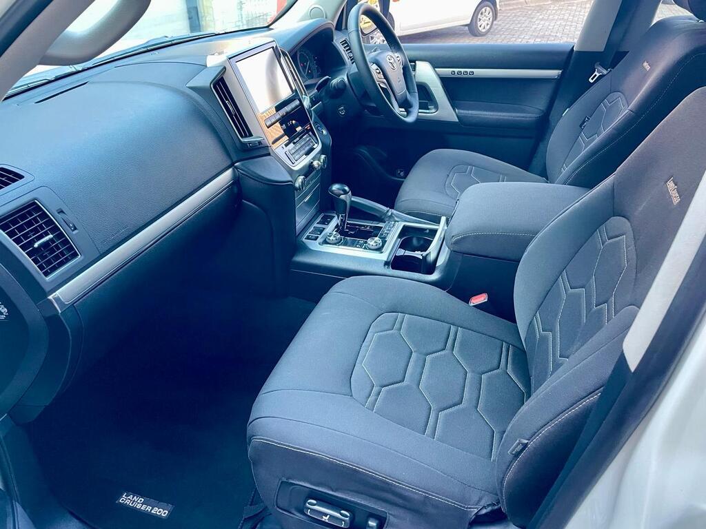 TOYOTA LAND CRUISER 200 LANDCRUISER 200 V8 4.5D VX A/T - 17