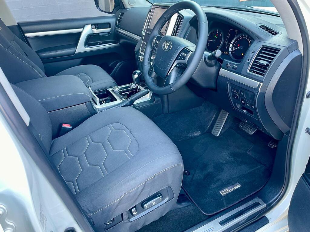 TOYOTA LAND CRUISER 200 LANDCRUISER 200 V8 4.5D VX A/T - 20