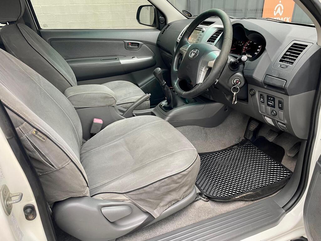 TOYOTA HILUX HILUX 3.0D-4D RAIDER XTRA CAB P/U S/C - 16