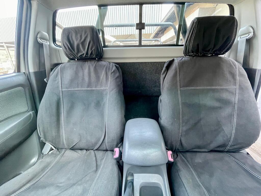 TOYOTA HILUX HILUX 3.0 D-4D RAIDER 4X4 P/U S/C - 17
