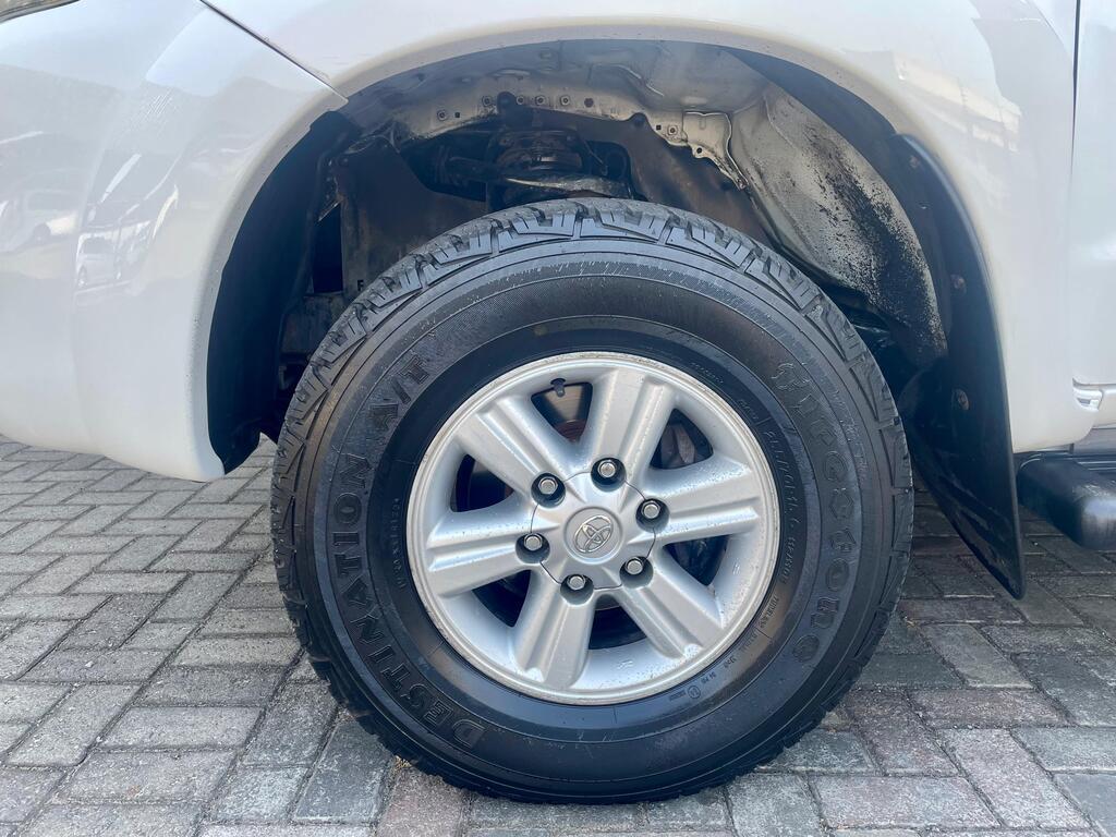 TOYOTA HILUX HILUX 3.0 D-4D RAIDER 4X4 P/U S/C - 9