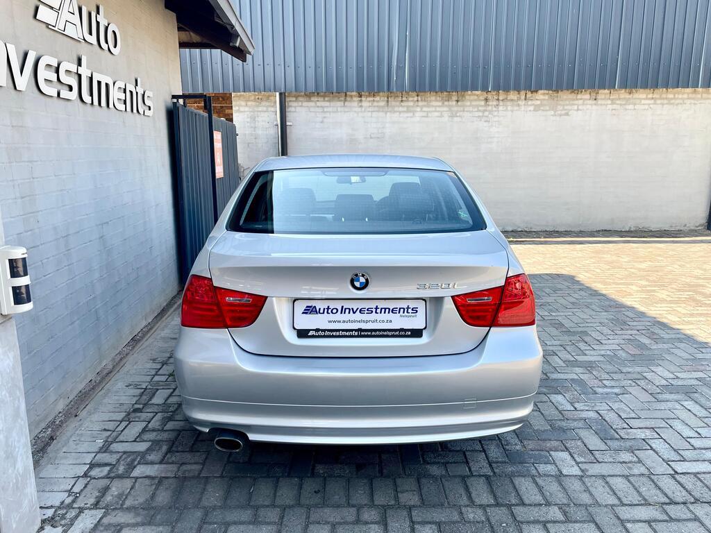 BMW 3 SERIES 320i A/T (E90) - 6