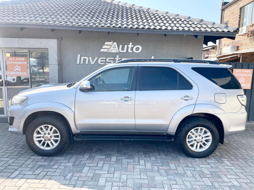 TOYOTA FORTUNER FORTUNER 3.0D-4D R/B A/T - 7