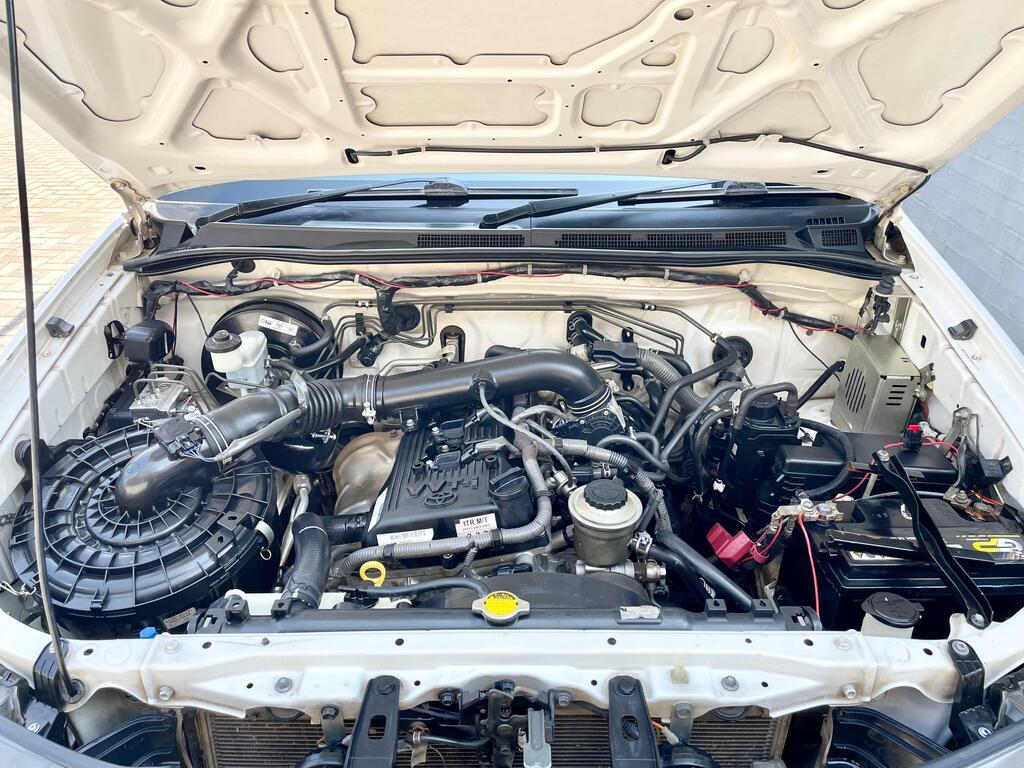 TOYOTA HILUX HILUX 2.0 VVTi P/U S/C - 10