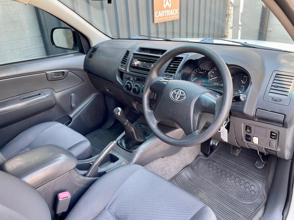 TOYOTA HILUX HILUX 2.0 VVTi P/U S/C - 11