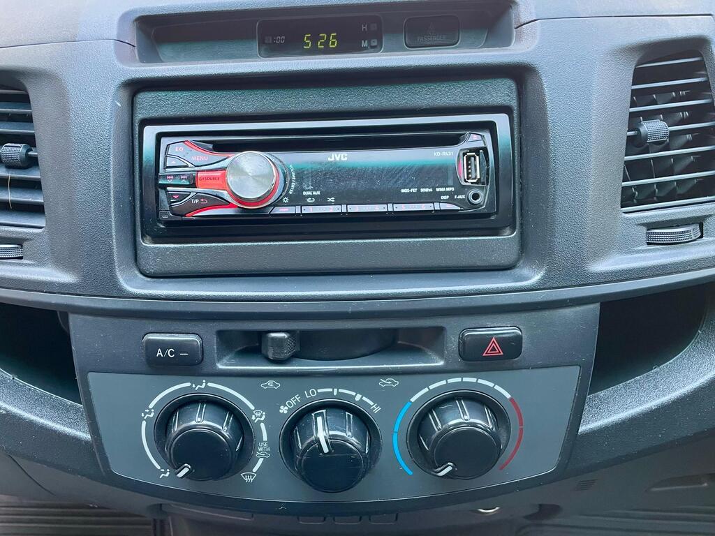 TOYOTA HILUX HILUX 2.0 VVTi P/U S/C - 17