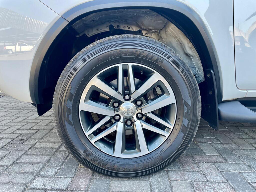 TOYOTA FORTUNER FORTUNER 2.8GD-6 R/B A/T - 9