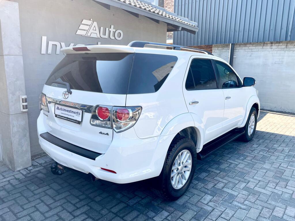 TOYOTA FORTUNER FORTUNER 3.0D-4D 4X4 A/T - 5