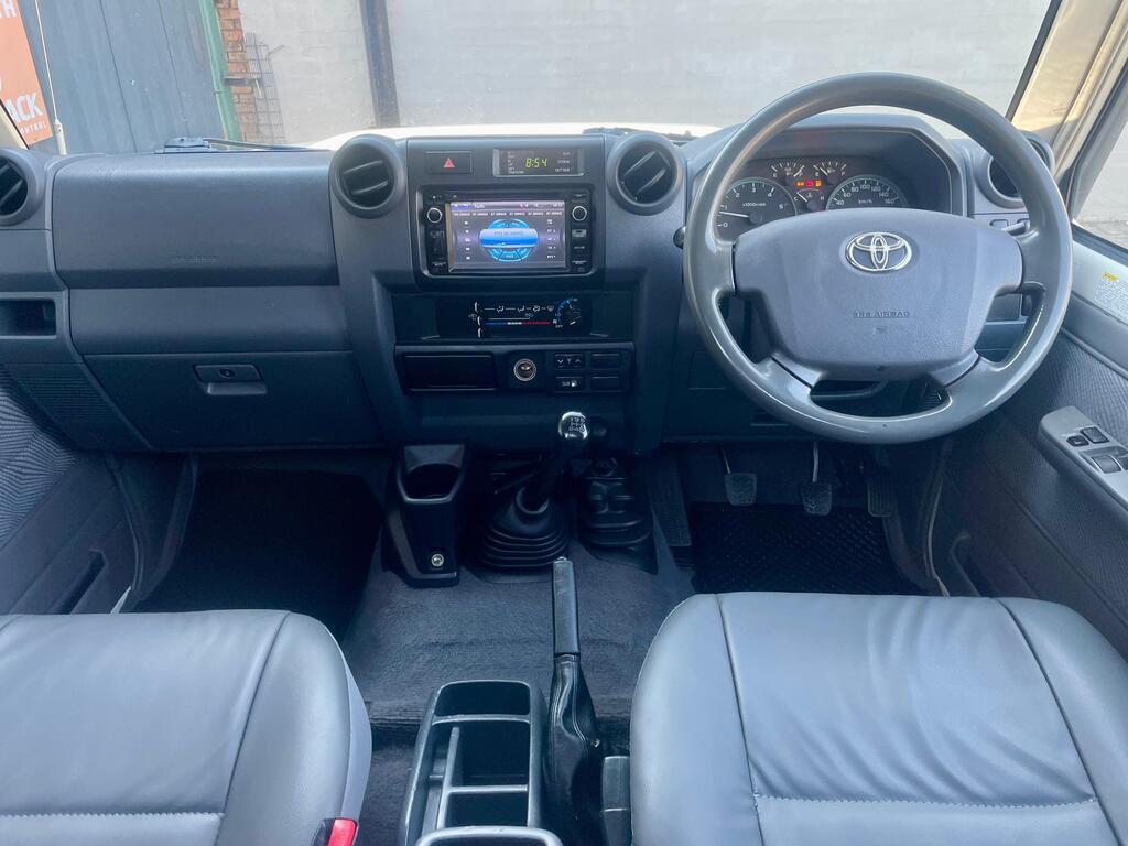 TOYOTA LAND CRUISER 79 LAND CRUISER 79 4.5D P/U S/C - 11