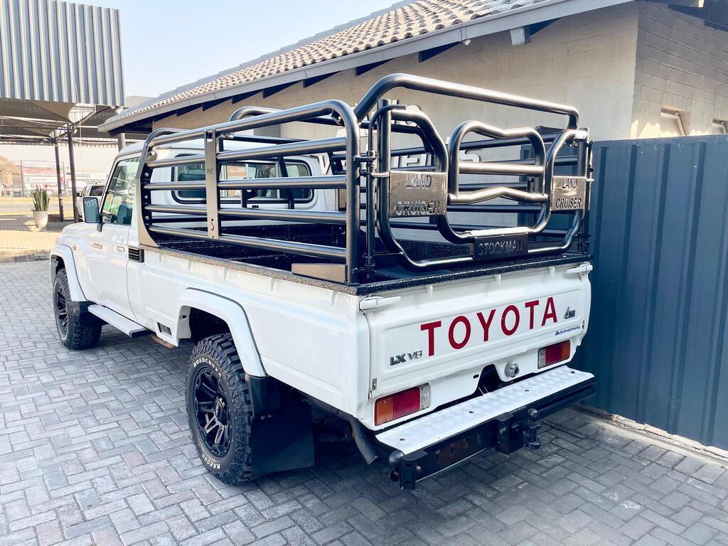 TOYOTA LAND CRUISER 79 LAND CRUISER 79 4.5D P/U S/C - 7