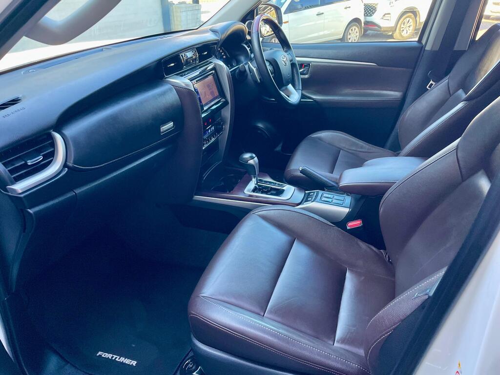 TOYOTA FORTUNER FORTUNER 2.8GD-6 R/B A/T - 15
