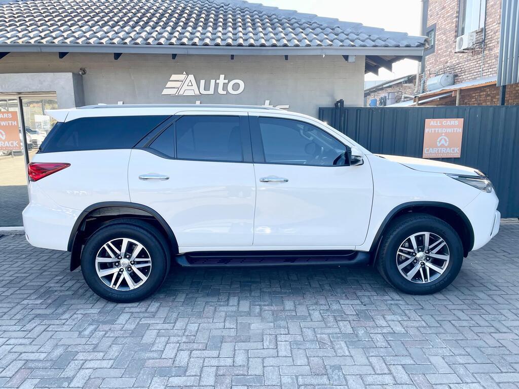 TOYOTA FORTUNER FORTUNER 2.8GD-6 R/B A/T - 4
