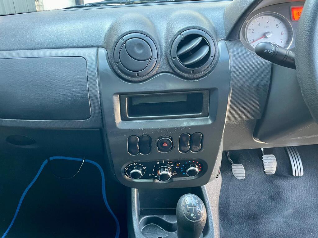 NISSAN NP200 NP200 1.6  A/C SAFETY PACK P/U S/C - 12