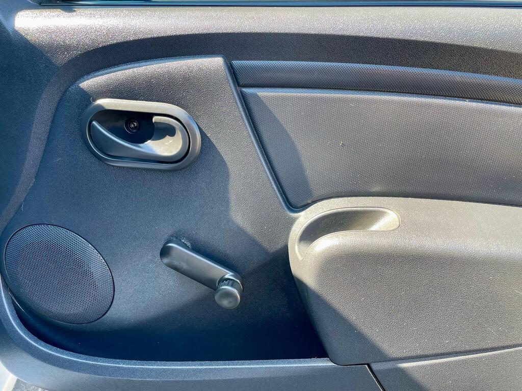 NISSAN NP200 NP200 1.6  A/C SAFETY PACK P/U S/C - 17