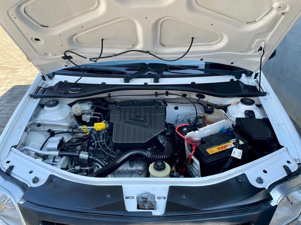 NISSAN NP200 NP200 1.6  A/C SAFETY PACK P/U S/C - 9