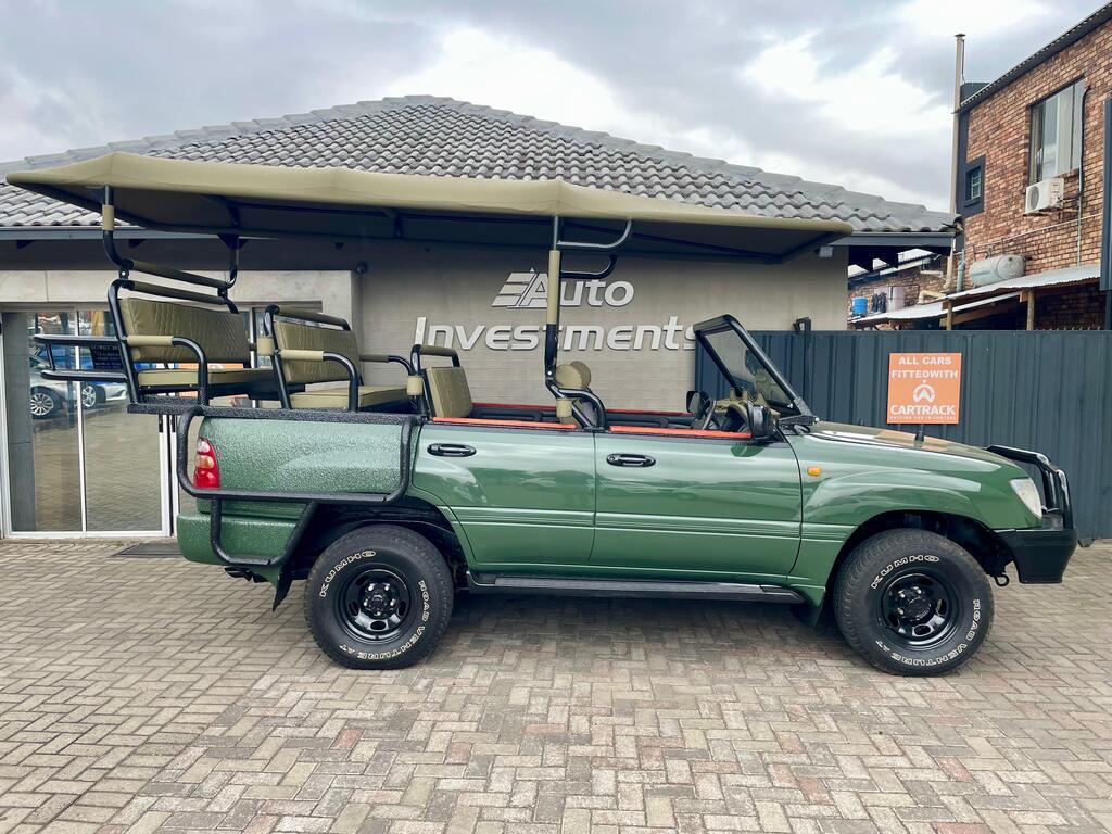 TOYOTA LAND CRUISER LAND CRUISER S/W D GX - 4