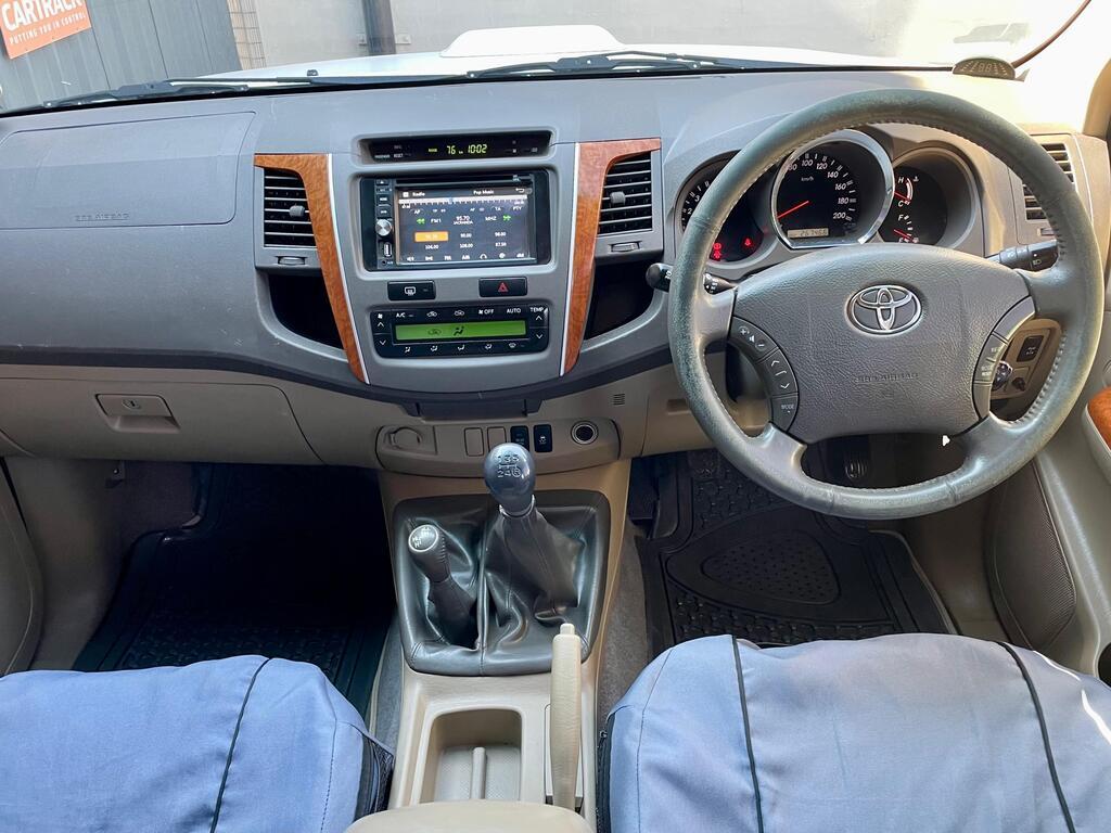 TOYOTA FORTUNER FORTUNER 3.0D-4D R/B 4X4 - 13