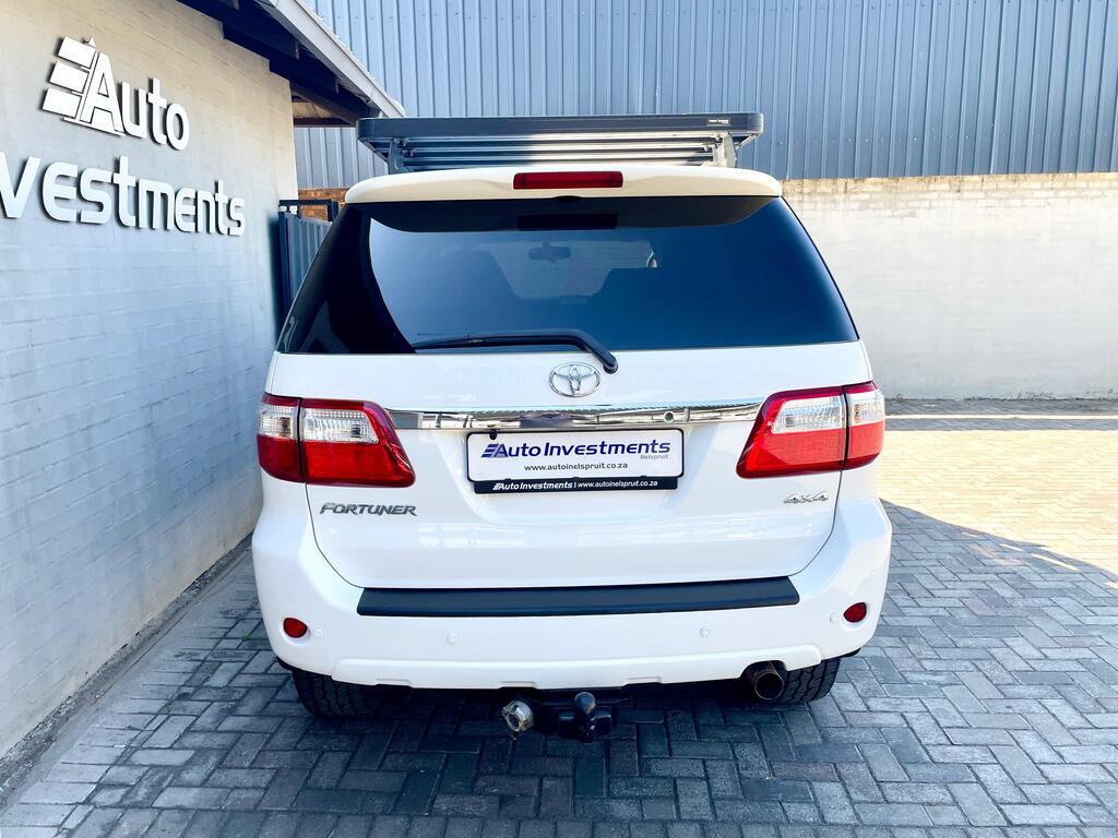 TOYOTA FORTUNER FORTUNER 3.0D-4D R/B 4X4 - 6