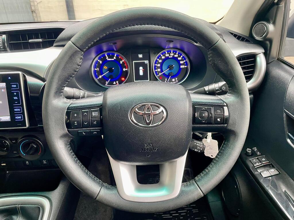 TOYOTA HILUX HILUX 2.8 GD-6 RB RAIDER P/U E/CAB