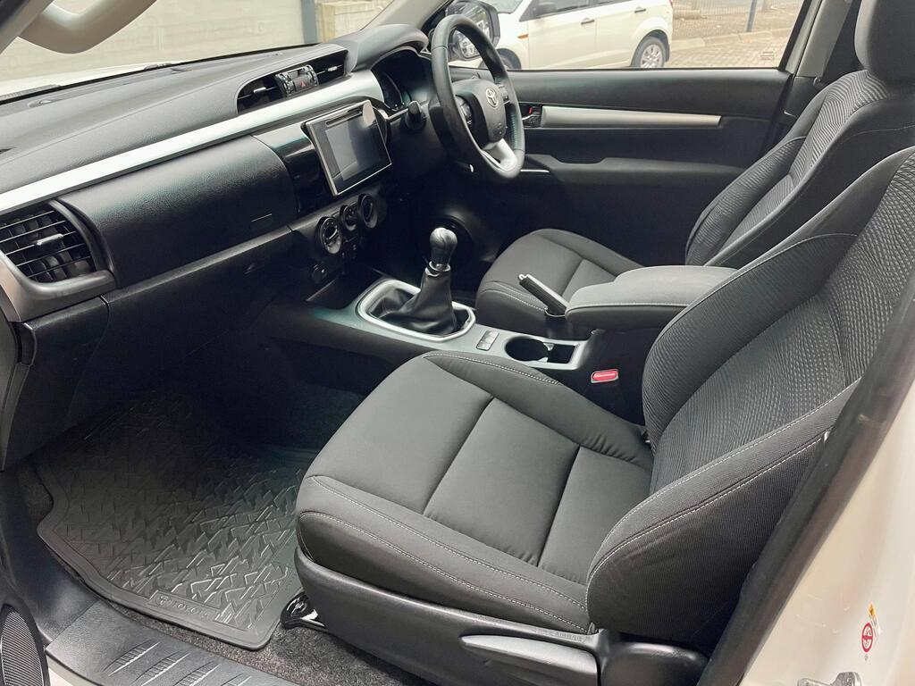TOYOTA HILUX HILUX 2.8 GD-6 RB RAIDER P/U E/CAB