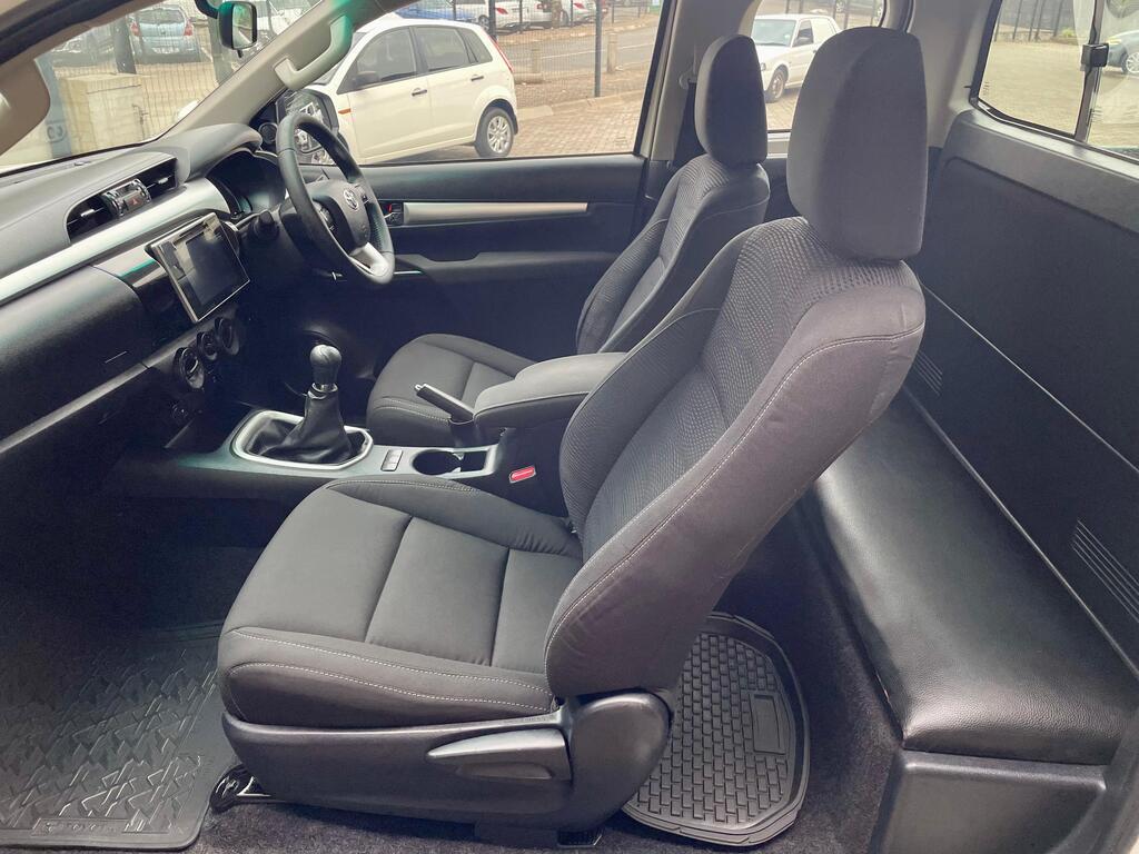 TOYOTA HILUX HILUX 2.8 GD-6 RB RAIDER P/U E/CAB