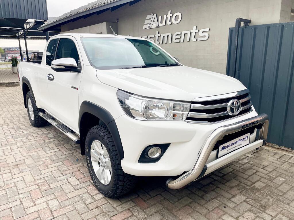 TOYOTA HILUX HILUX 2.8 GD-6 RB RAIDER P/U E/CAB