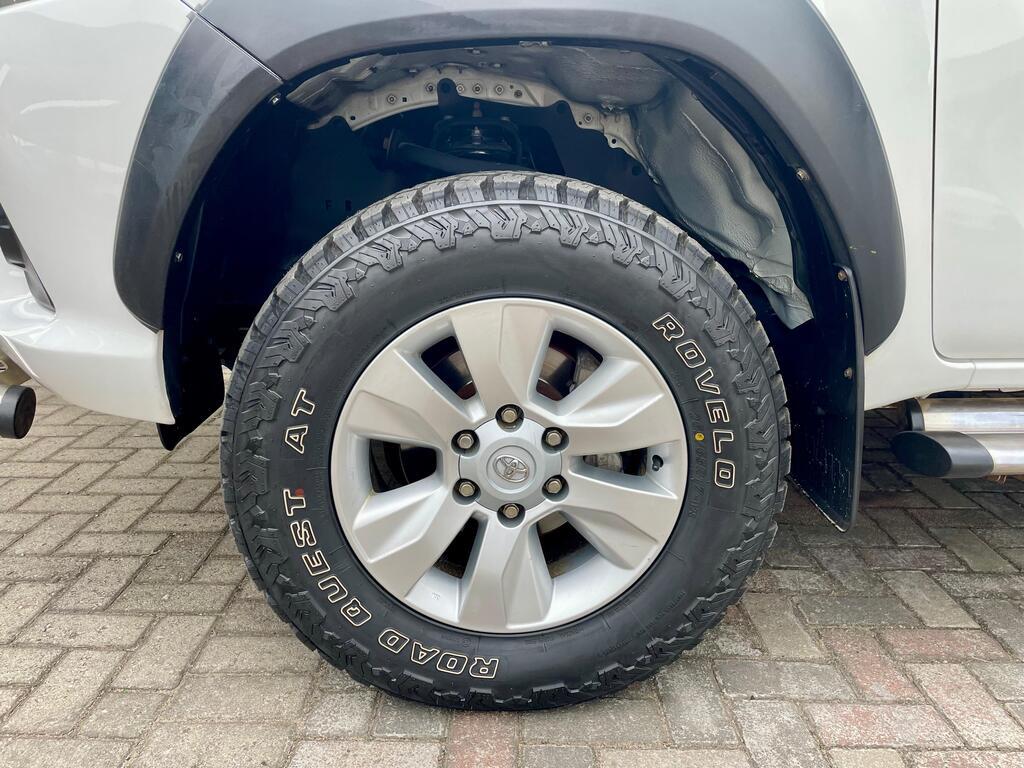 TOYOTA HILUX HILUX 2.8 GD-6 RB RAIDER P/U E/CAB