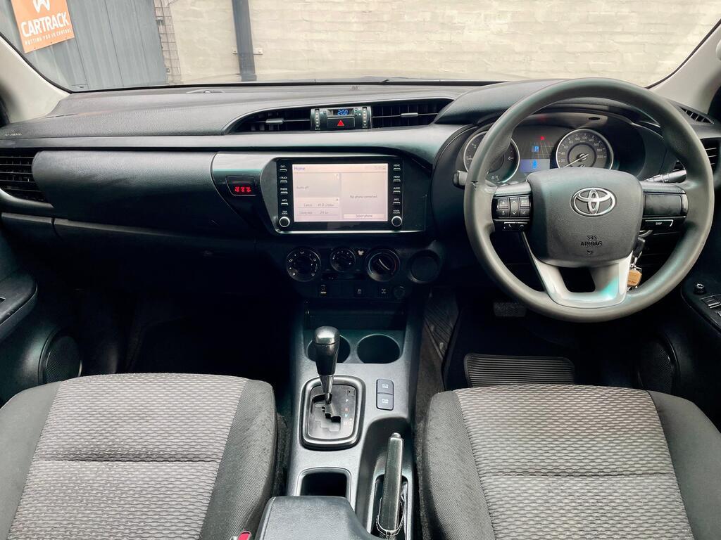 TOYOTA HILUX HILUX 2.4 GD-6 RB SRX A/T P/U D/C