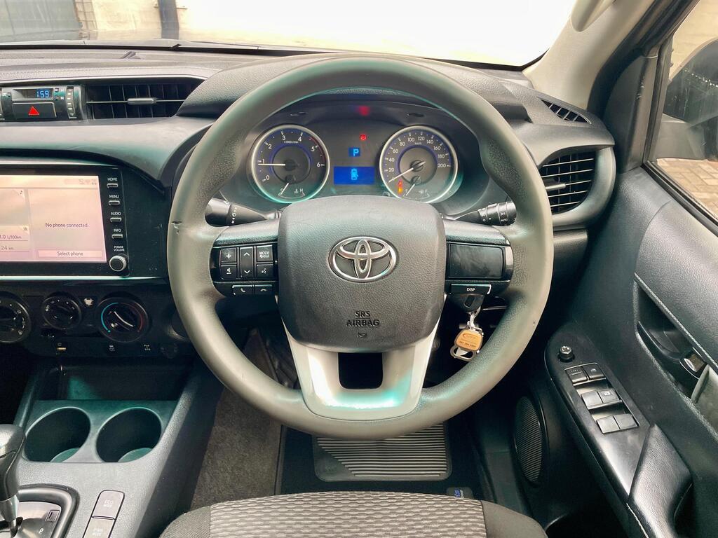 TOYOTA HILUX HILUX 2.4 GD-6 RB SRX A/T P/U D/C