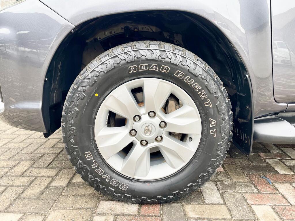 TOYOTA HILUX HILUX 2.4 GD-6 RB SRX A/T P/U D/C