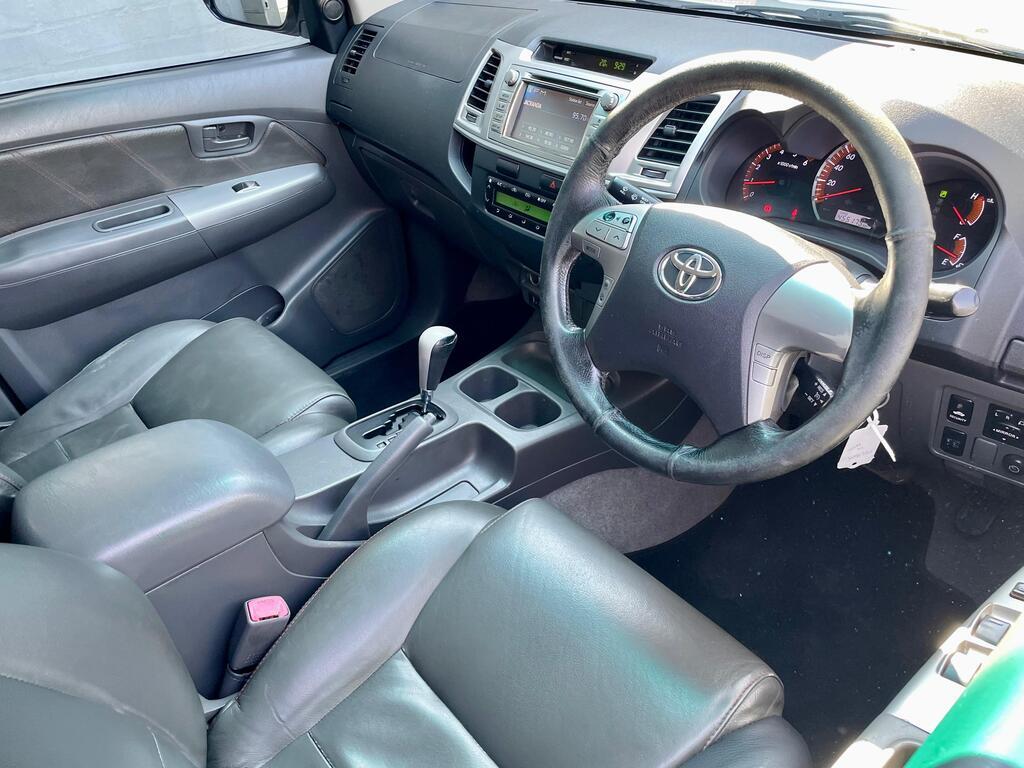 TOYOTA HI-LUX HILUX 3.0D-4D RAIDER R/B A/T P/U D/C