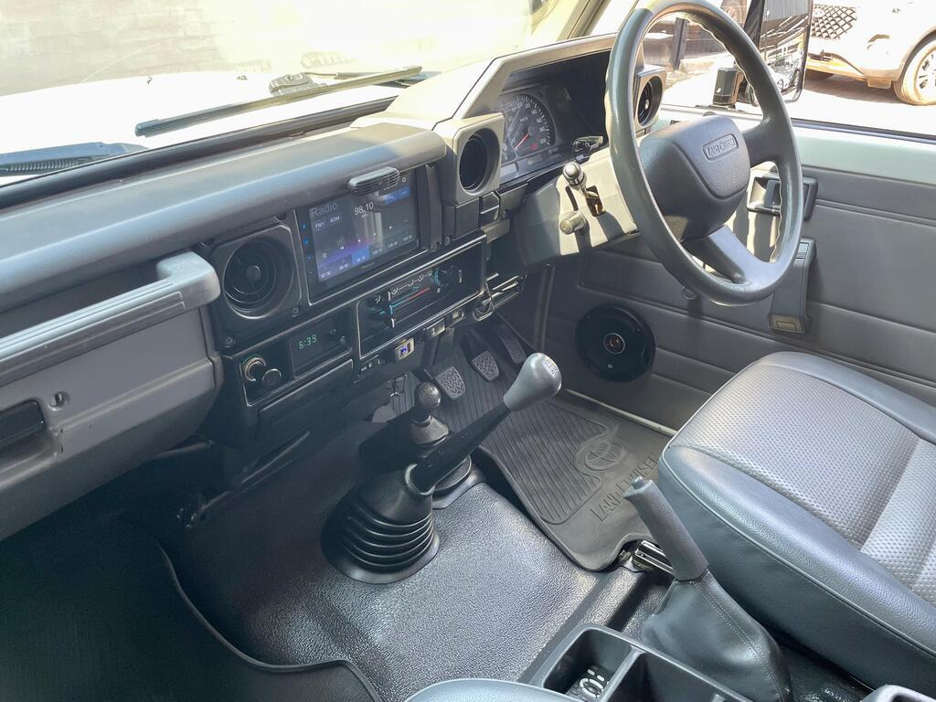 TOYOTA LAND CRUISER PICK UP LAND CRUISER 70 4.5P P/U S/C - 13