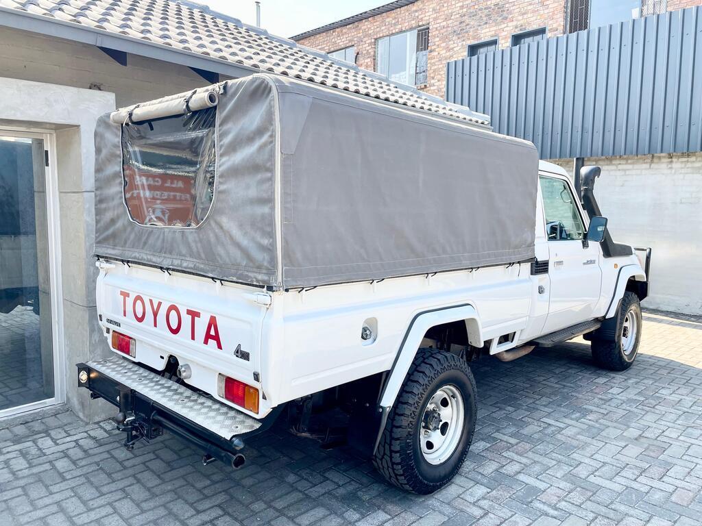 TOYOTA LAND CRUISER PICK UP LAND CRUISER 70 4.5P P/U S/C - 5
