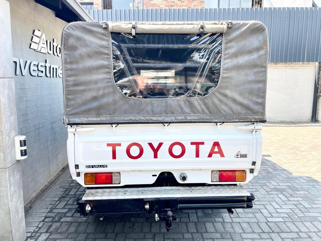 TOYOTA LAND CRUISER PICK UP LAND CRUISER 70 4.5P P/U S/C - 6