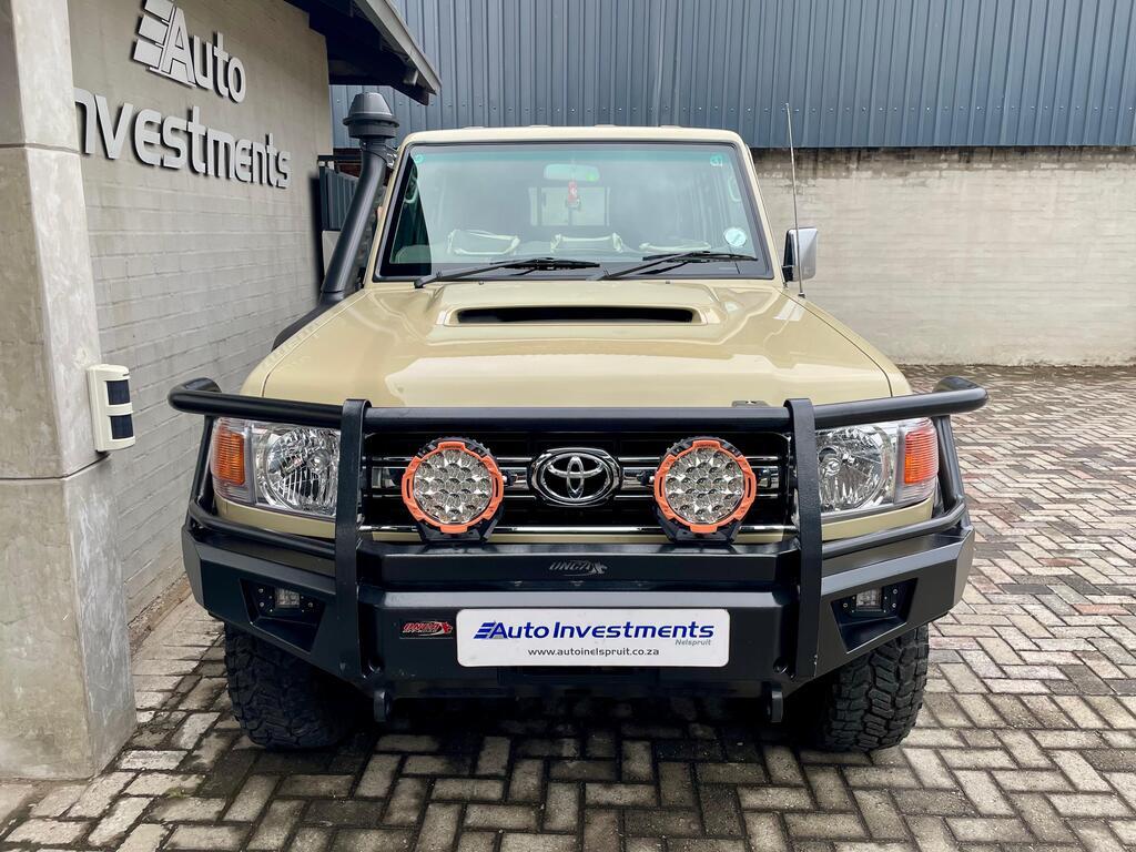TOYOTA LAND CRUISER PICK UP LAND CRUISER 79 4.5D P/U D/C - 2