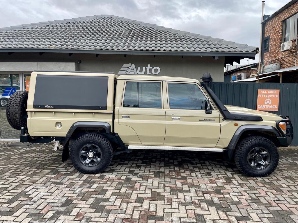 TOYOTA LAND CRUISER PICK UP LAND CRUISER 79 4.5D P/U D/C - 4