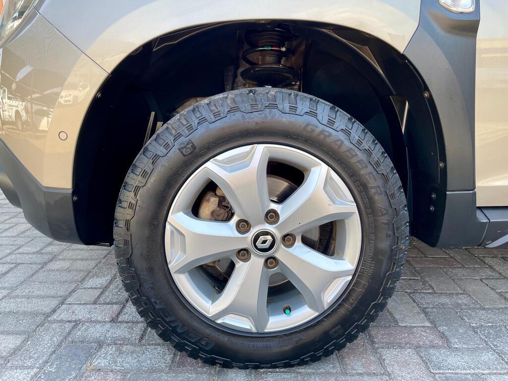 RENAULT DUSTER DUSTER 1.5 dCI DYNAMIQUE 4X4 - 9